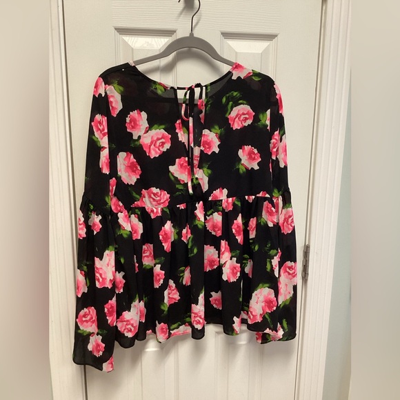 Buddy Love SZ L women’s pink floral flowy colorful bell sleeve spring roses top - Picture 2 of 11